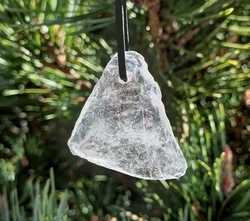 Křišťál surový přívěsek 4 cm - ANDĚLSKÁ BYTOST II.