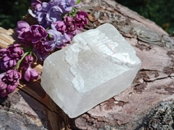 Islandský kalcit 109,6 g - DUHA