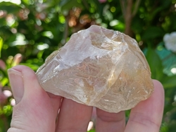 Křišťál s limonitem surový 89 g - KŘIŠŤÁLOVÁ RADOST
