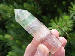 Fluorit špice zeleno-fialová 80,5 g výprodej