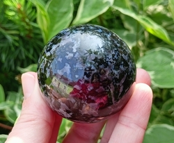 Gabro koule Madagaskar 254 g - STRÁŽCE