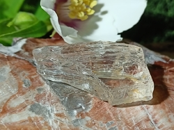 Skapolit krystal 4,9 g - Průvodce změnami
