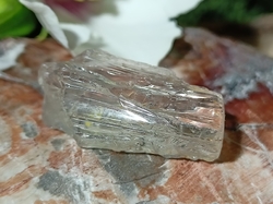 Skapolit krystal 3,4 g - Průvodce změnami