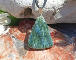SERAFINIT přívěsek 2,6 cm - ANDĚLSKÉ POHLAZENÍ