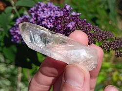 Křišťál špice přírodní 23,8 g - MAGICKÁ JESKYNĚ