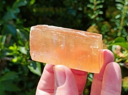 Islandský kalcit přírodní 104 g - SOLÁRNÍ SLUNCE 