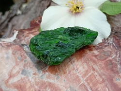 Chromdiopsid krystal surový 10,86 g 