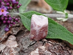 Rubín surový 2,05 g Madagaskar
