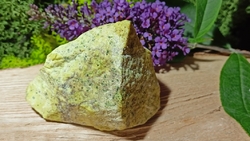 Serpentin surový 108,44 g REGENERACE