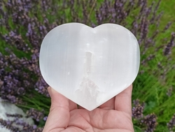 Selenitové srdce velké 11 cm SPOJENEC