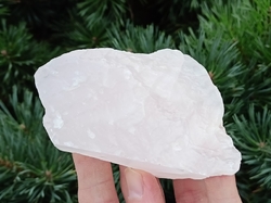 Kalcit růžový surový Mexiko 166 g - NĚHA A VNITŘNÍ KLID