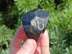 Turmalín skoryl  100,2 g -TROJNÁSOBNÝ OCHRÁNCE 
