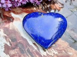 Lapis lazuli SRDCE 10,4 g - HVĚZDY