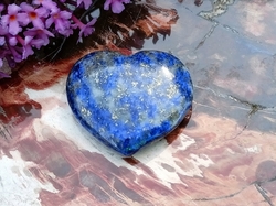 Lapis lazuli SRDCE 9 g 