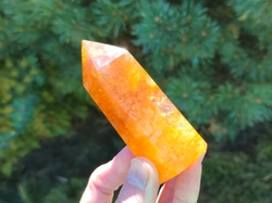  Křišťál s limonitem obelisk 182,4 g - ZLATÝ PAPRSEK