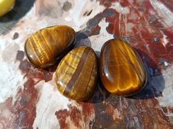 Tygří oko přívěsek 2,8 cm