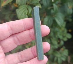 Nefrit surový Sibiř 8,2 g - NEFTIROVÁ HŮLKA