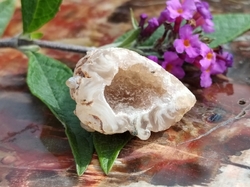 Achát peříčkový  mini geoda 7,57 g 