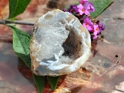 Achát peříčkový  mini geoda 17,9 g 