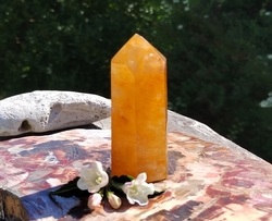 Křišťál s limonitem špice 249,3 g - ZLATÝ LÉČITEL