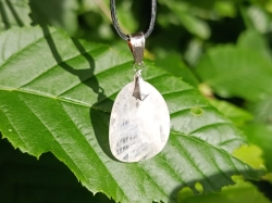 Měsíční kámen 3,8 g přívěsek - ŽENSKOST A INTUICE