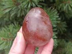 Křišťál s hematitem vejce 239 g - DRÁČEK