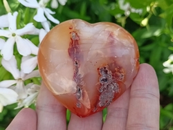 Karneol SRDCE oranžové 86 g 