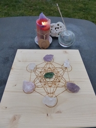 Merkaba-dřevěná podložka pro krystalové mřížky 30 cm