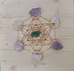 Merkaba-dřevěná podložka pro krystalové mřížky 30 cm