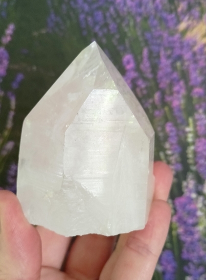 Mistrovský krystal křišťálu 300 g - GENERÁTOR + LEMURSKÝ CHRÁM - zadní nebroušená strana krystalu