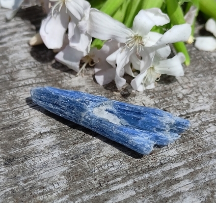 Kyanit modrý 5,7 g - ROZLET