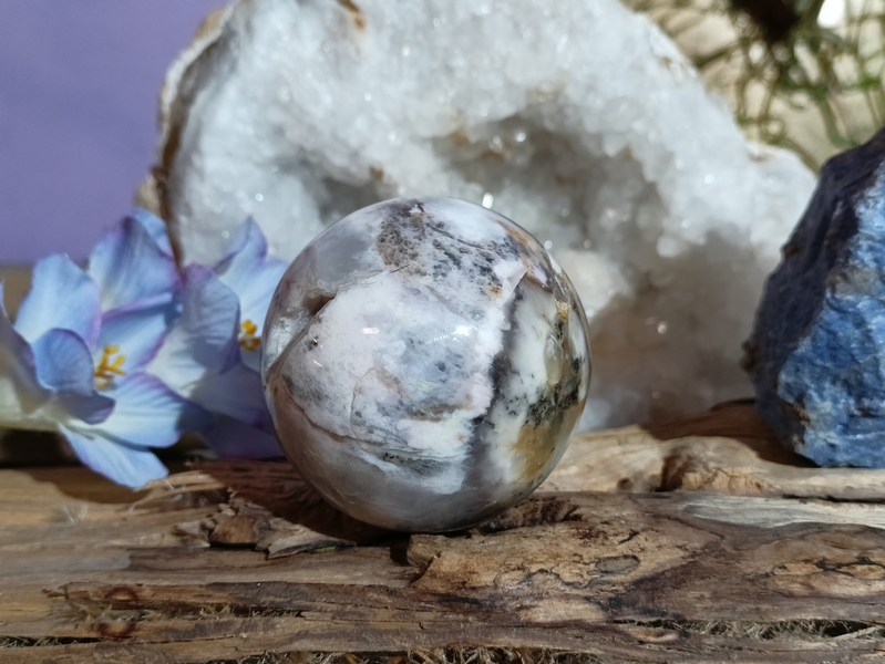 Dendritický opál - koule 200 g 