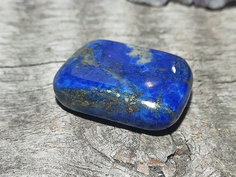 Lapis lazuli troml. 7,99 g Pákistán
