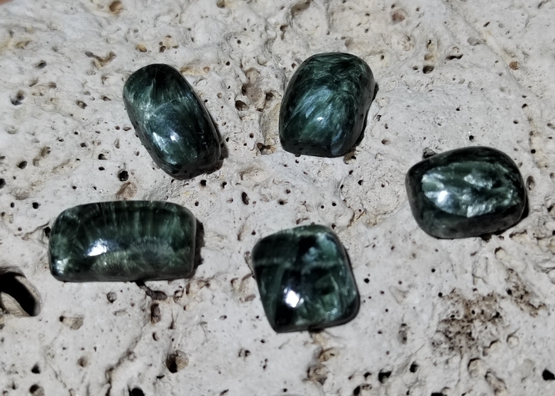 SERAFINIT kabošon SET 5 ks 5,14 g 