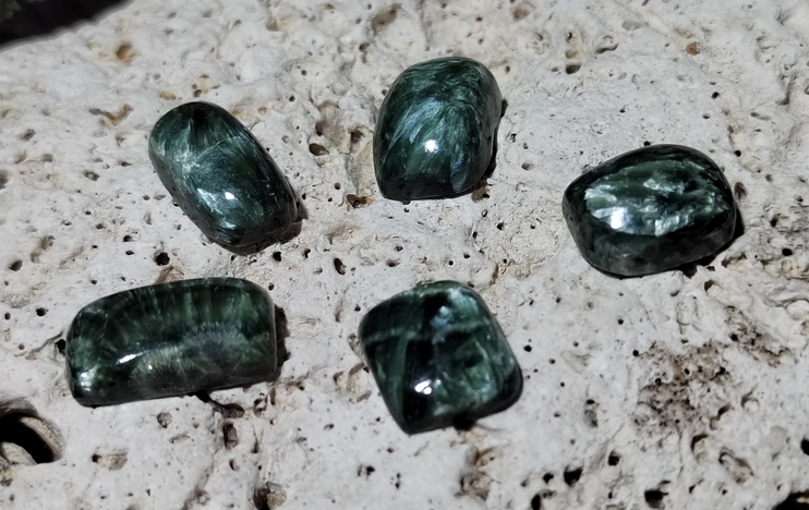 SERAFINIT kabošon SET 5 ks 5,14 g 