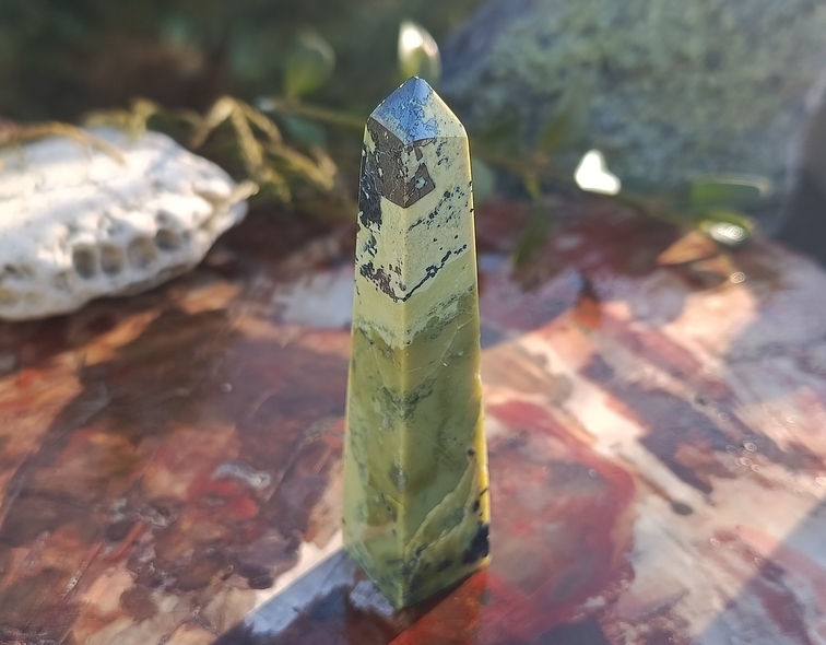 Serpentinit obelisk Peru 36 g - VNITŘNÍ SÍLA
