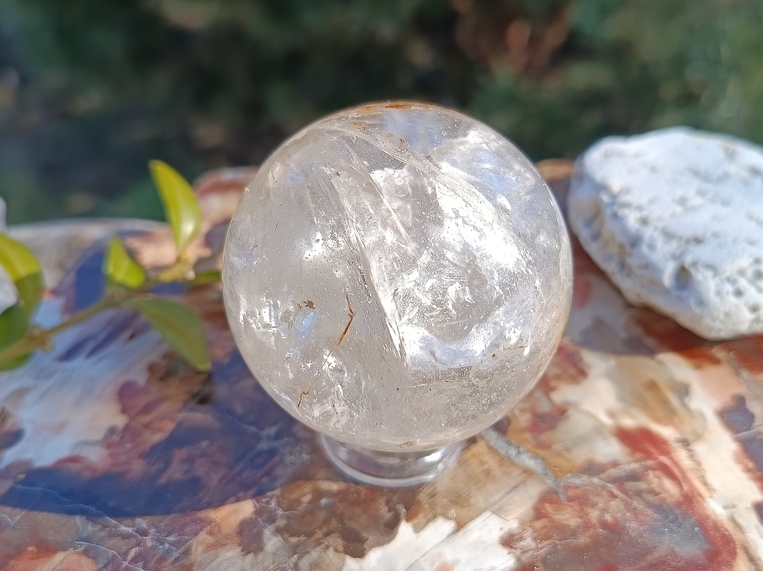Křišťál s limonitem koule 240 g - TVOŘIVÝ SVĚT