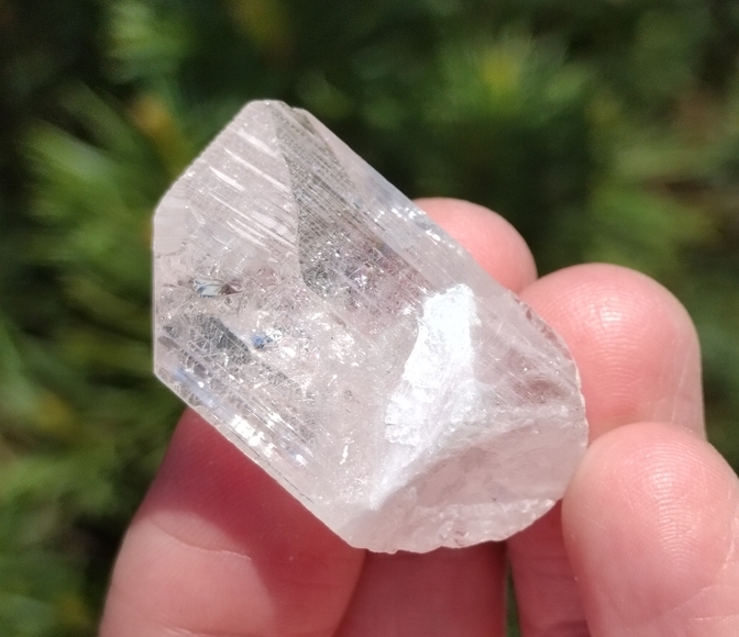 DANBURIT krystal 12,86 g - extra kvalita