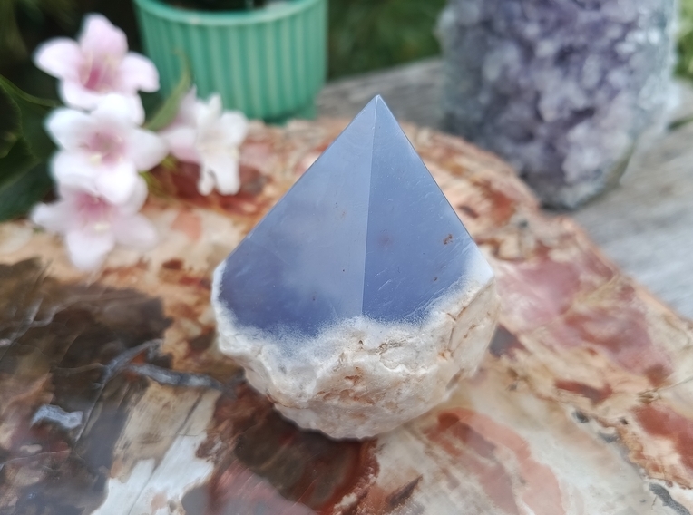 Chalcedon modrý s horninou špice 150 g - NEBE NA ZEMI