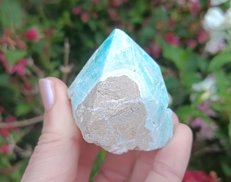 Aragonit modrý půlbrus hrot 139 g - PLUJI KUPŘEDU