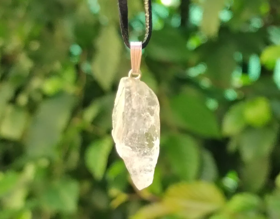 TOPAZ zlatý krystal 4,7 g přívěsek - SEBEDŮVĚRA
