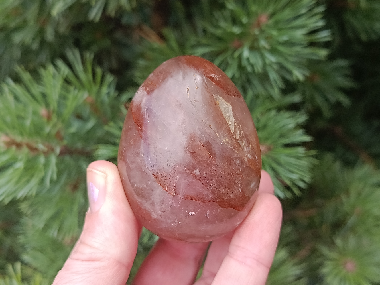 Křišťál s hematitem vejce 239 g - DRÁČEK